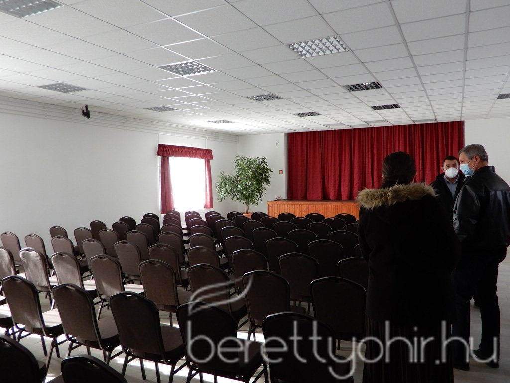 Megnyílt az Apáti Ízek Kereskedőház 64